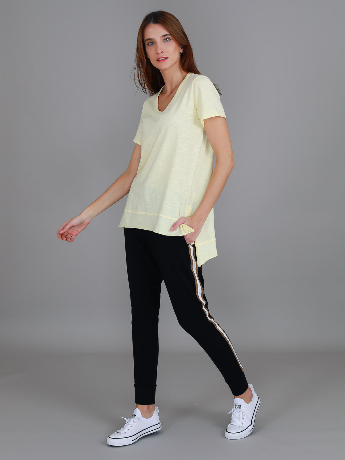 yellow stepped hem tee