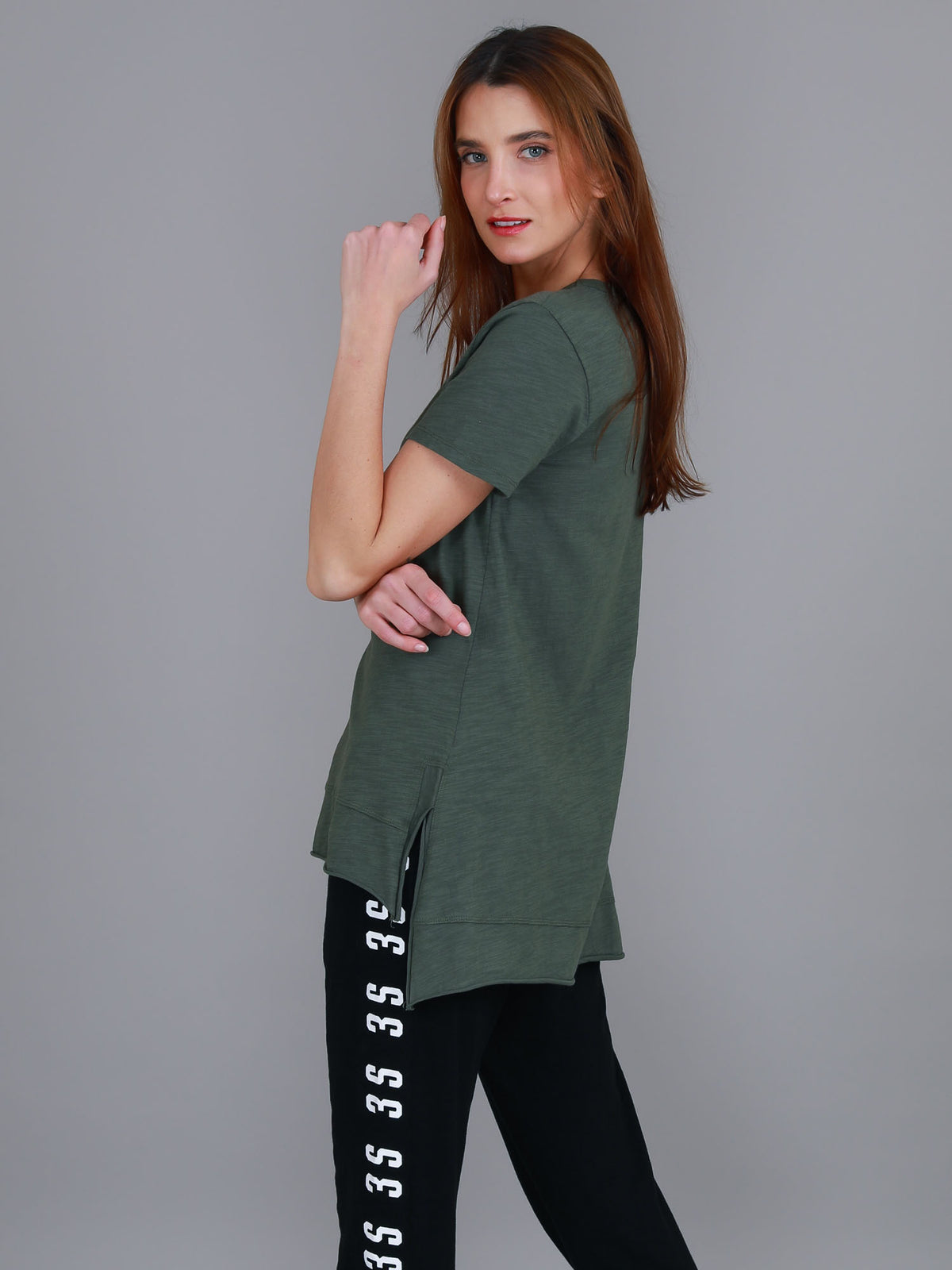 khaki crew neck tee