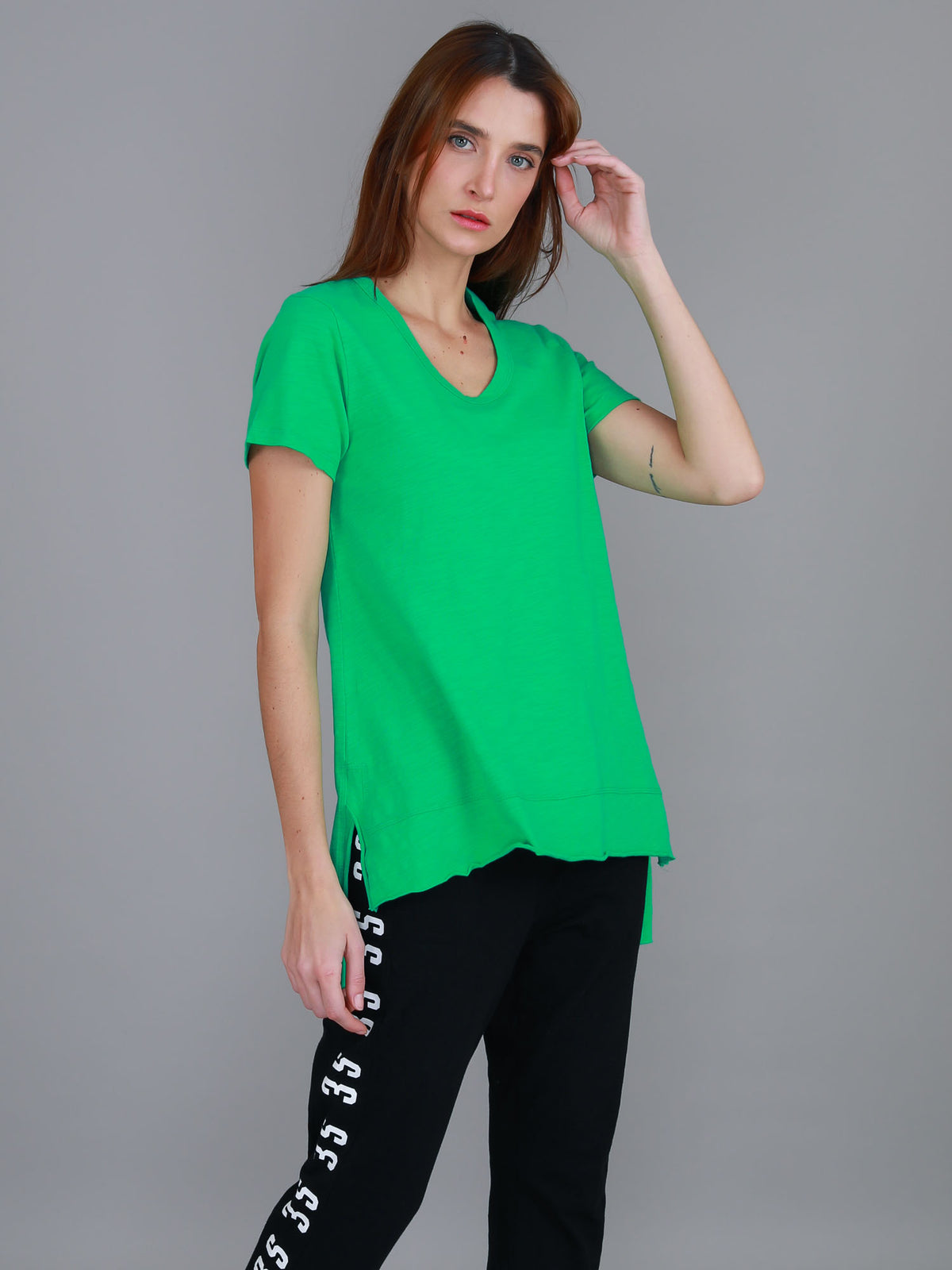 nephrite crew neck tee