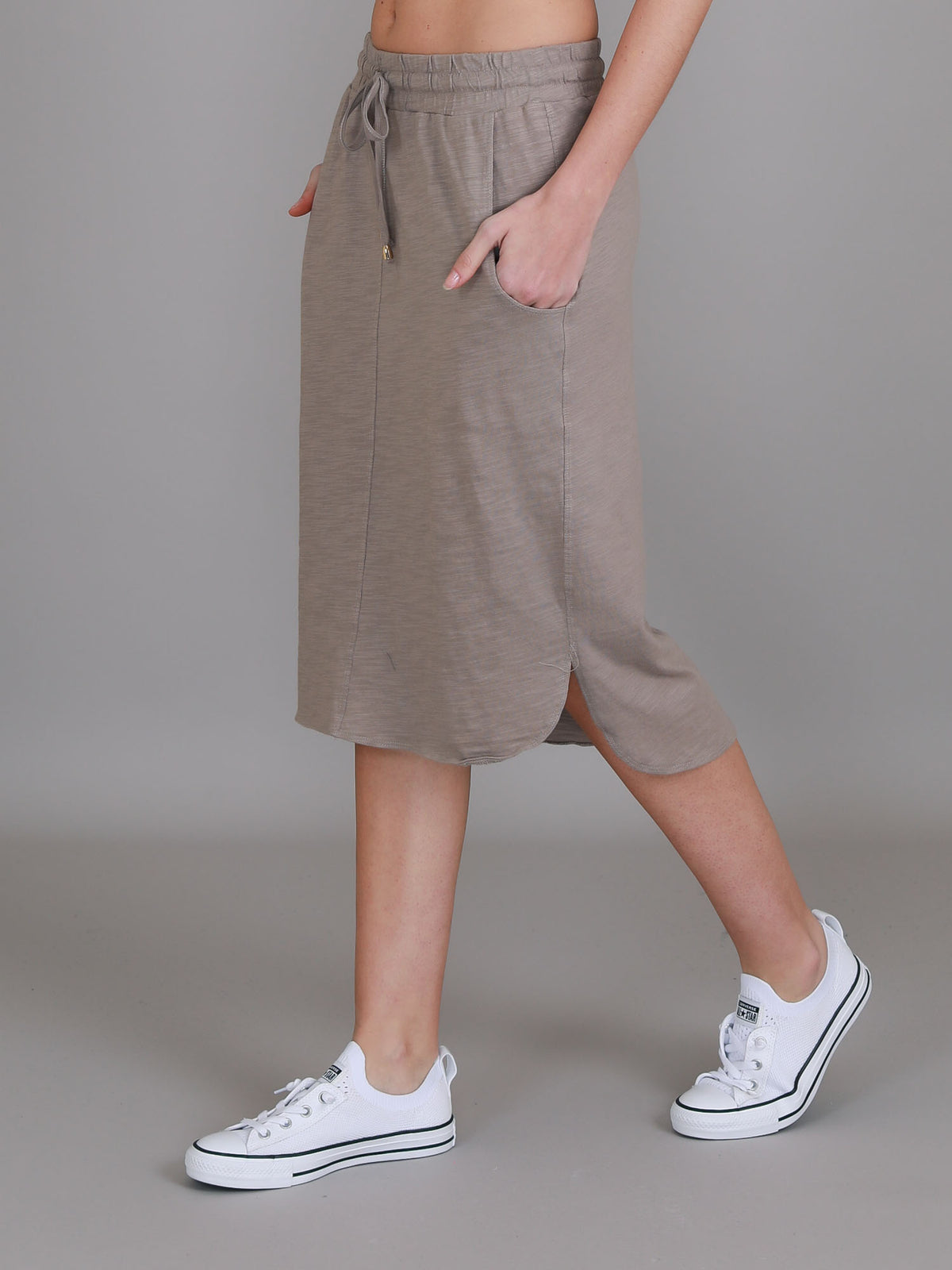 tan pencil skirt