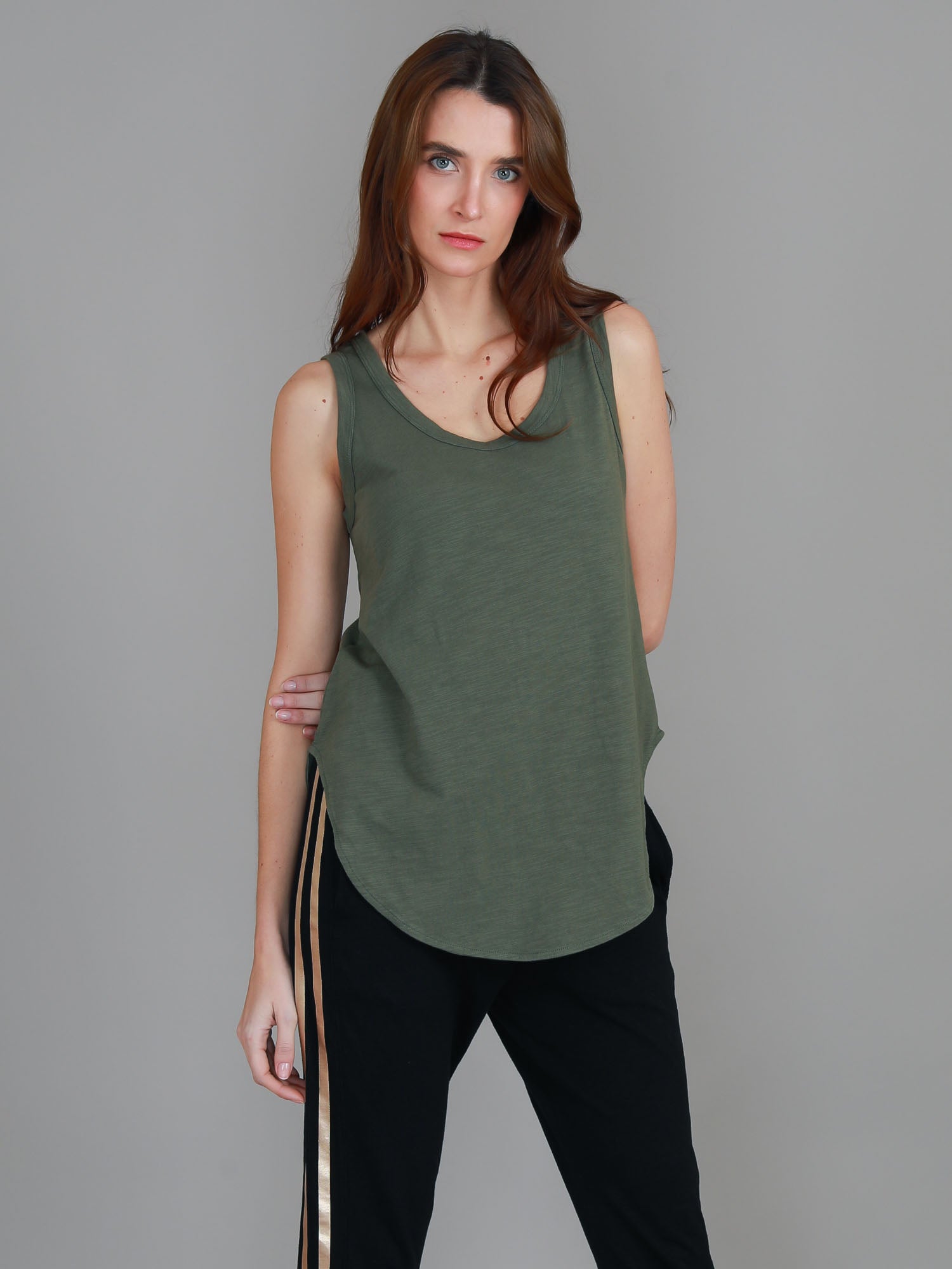 sleeveless tank #color_khaki