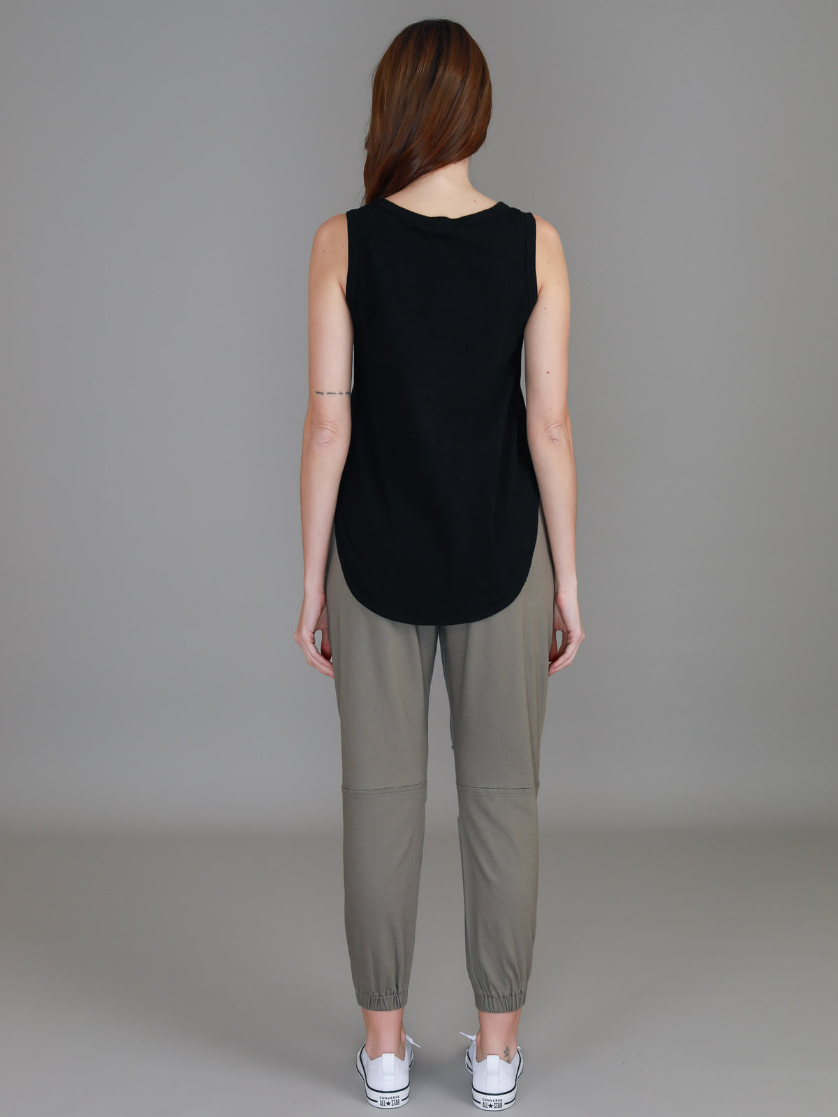 longline black singlet