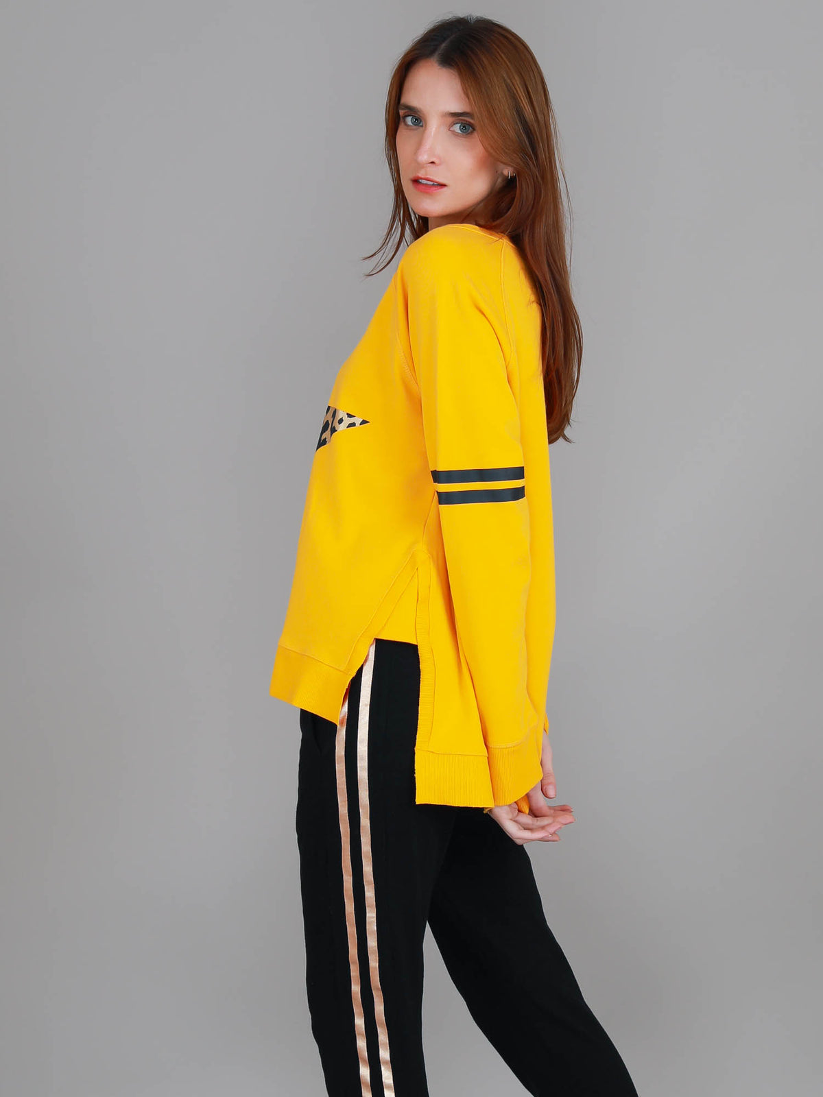 yellow sweatshirt women