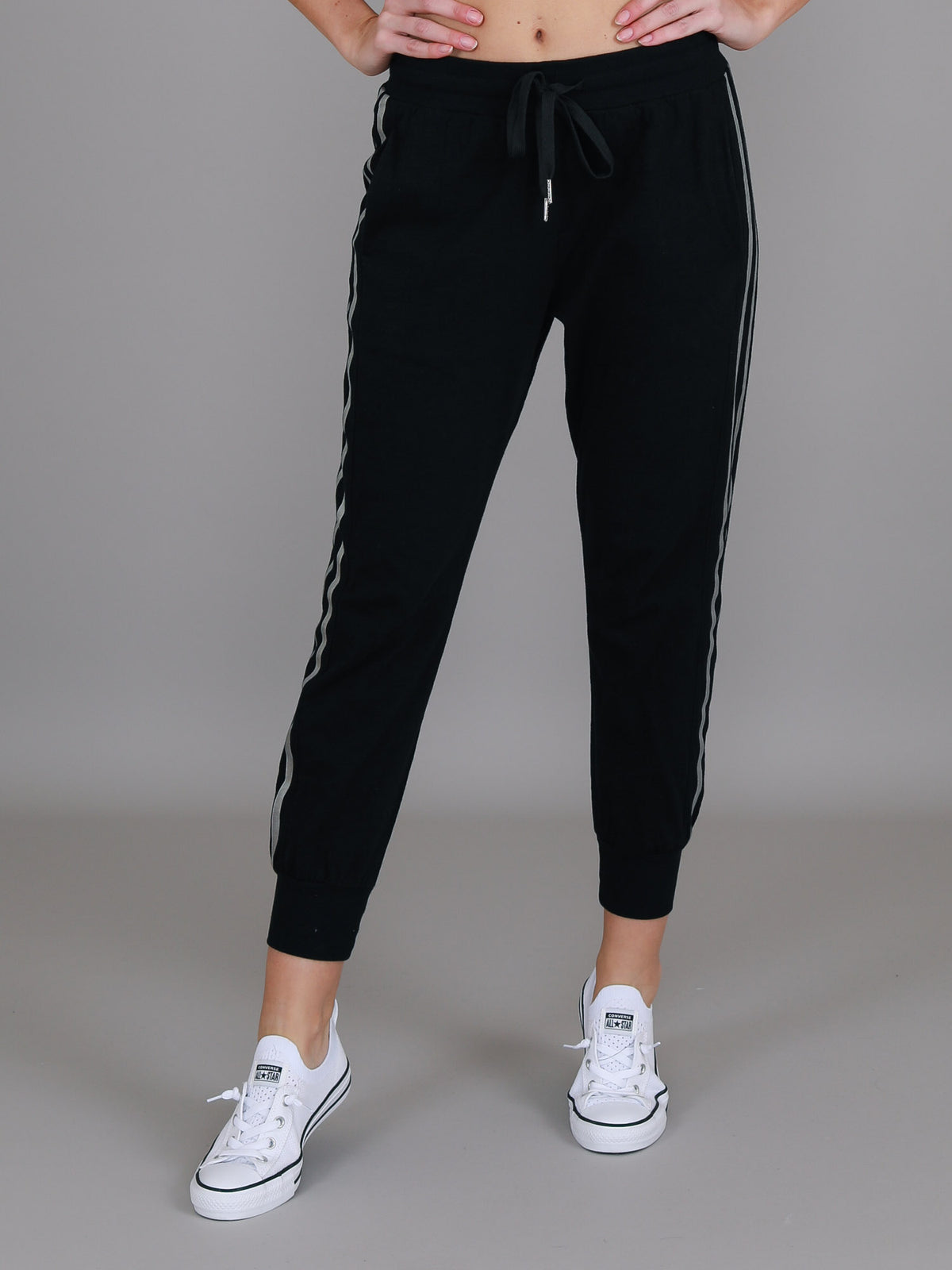 women's black jogger pants