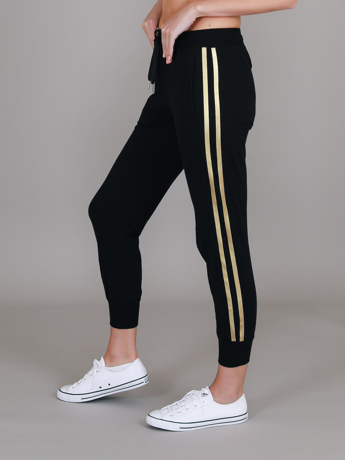 black joggers women