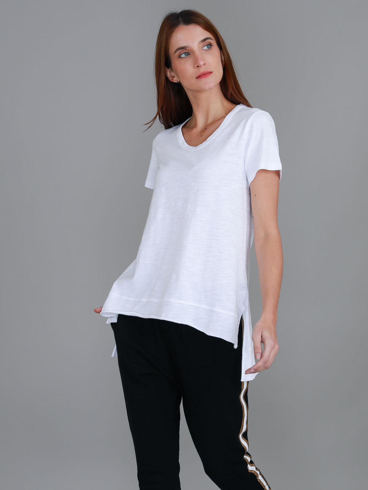 white side split tee