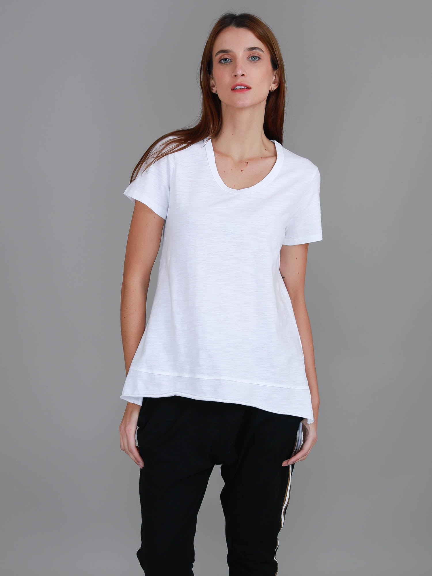 basic tops #color_white