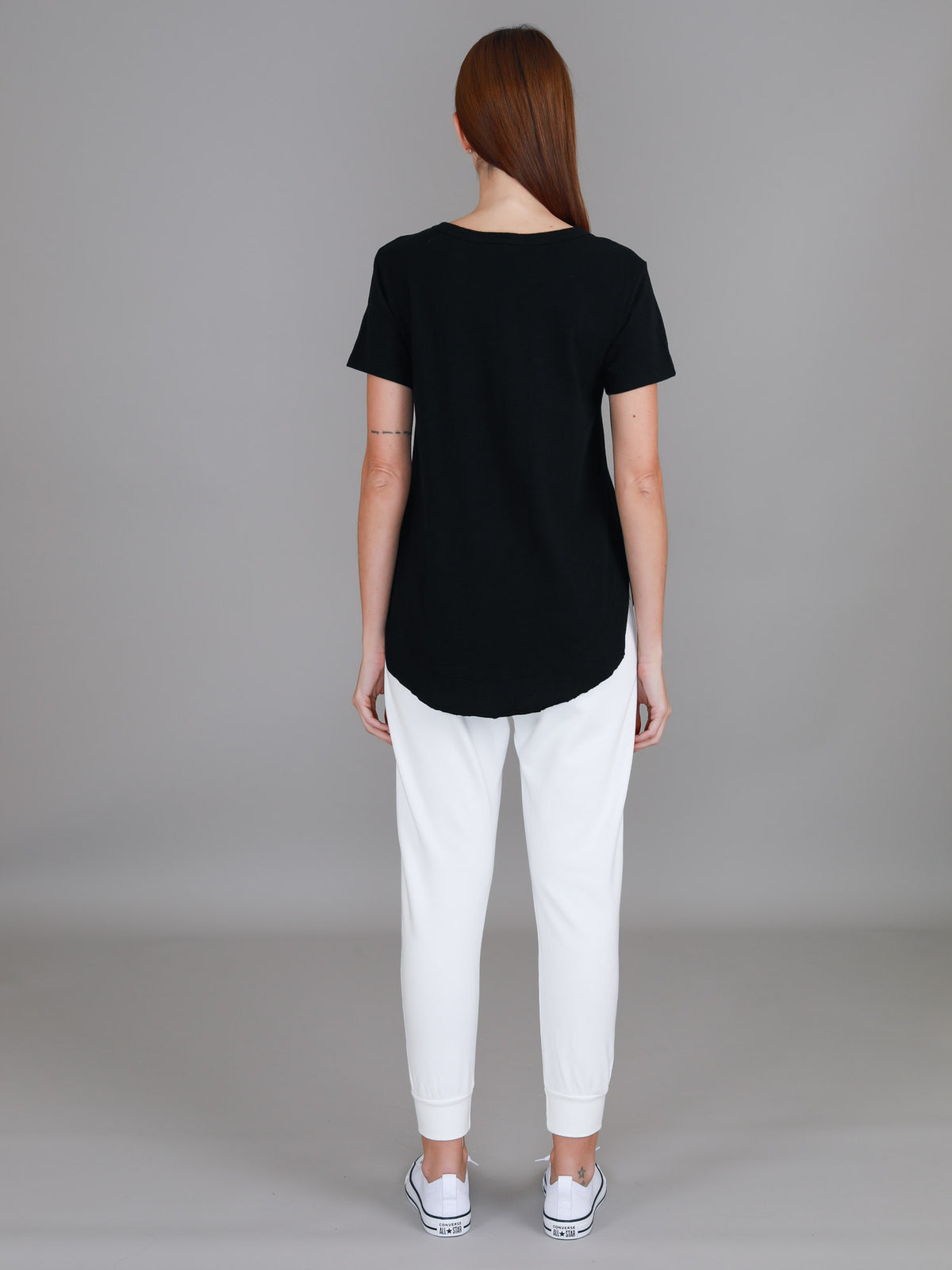 black short sleeve tee