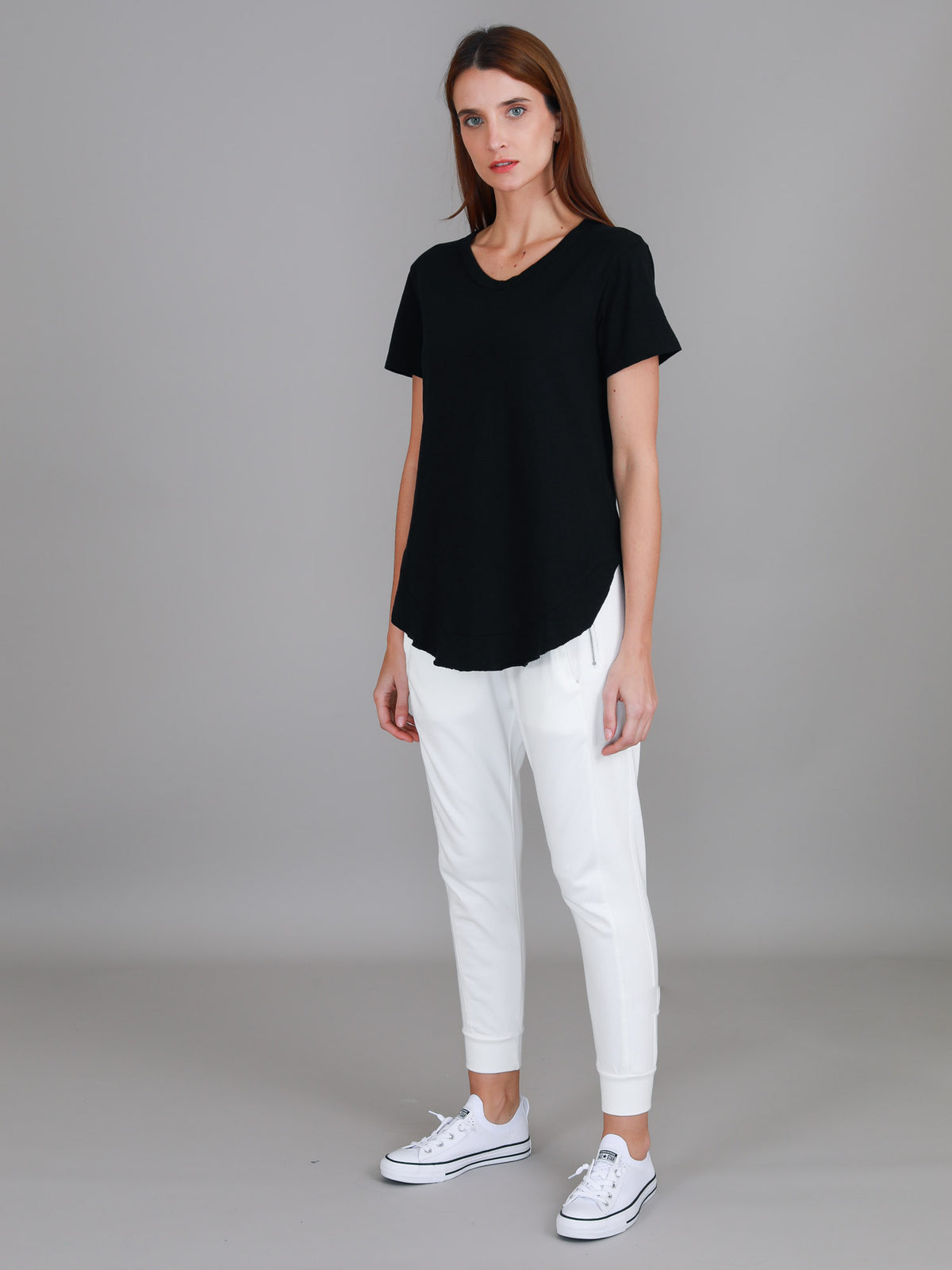 plain black t shirt