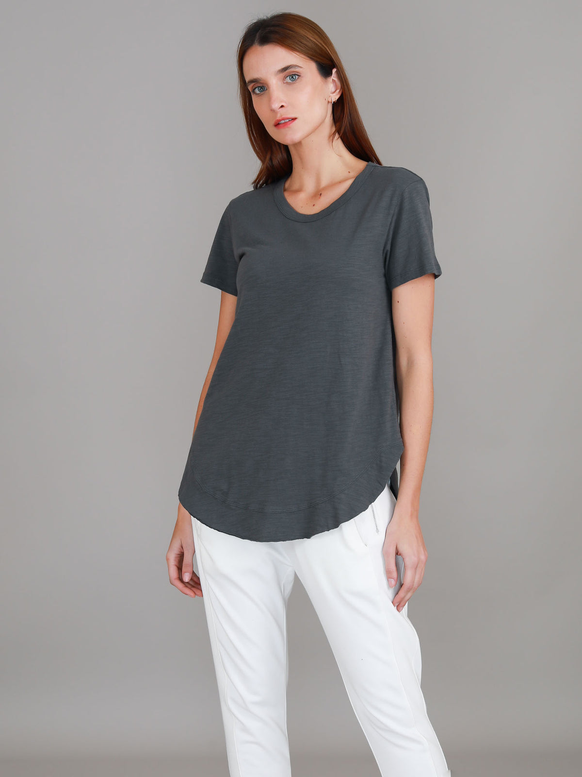 charcoal grey t shirt