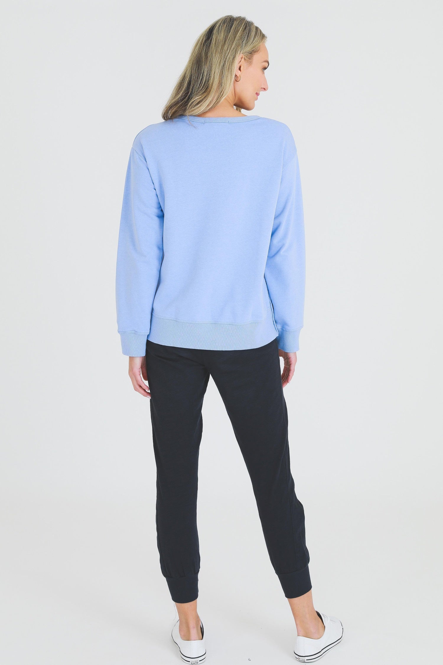 essential jumpers #color_arctic blue