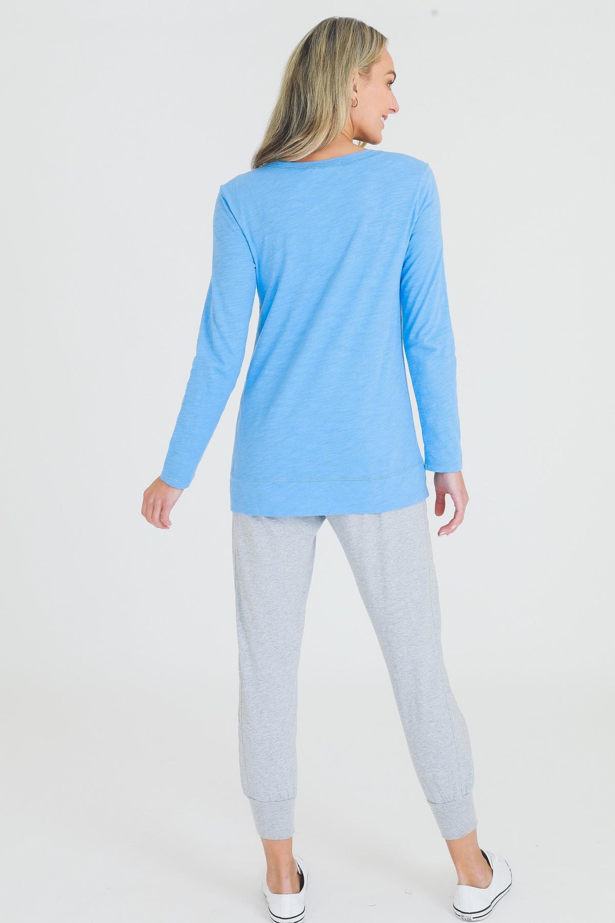 blue side split v neck tee