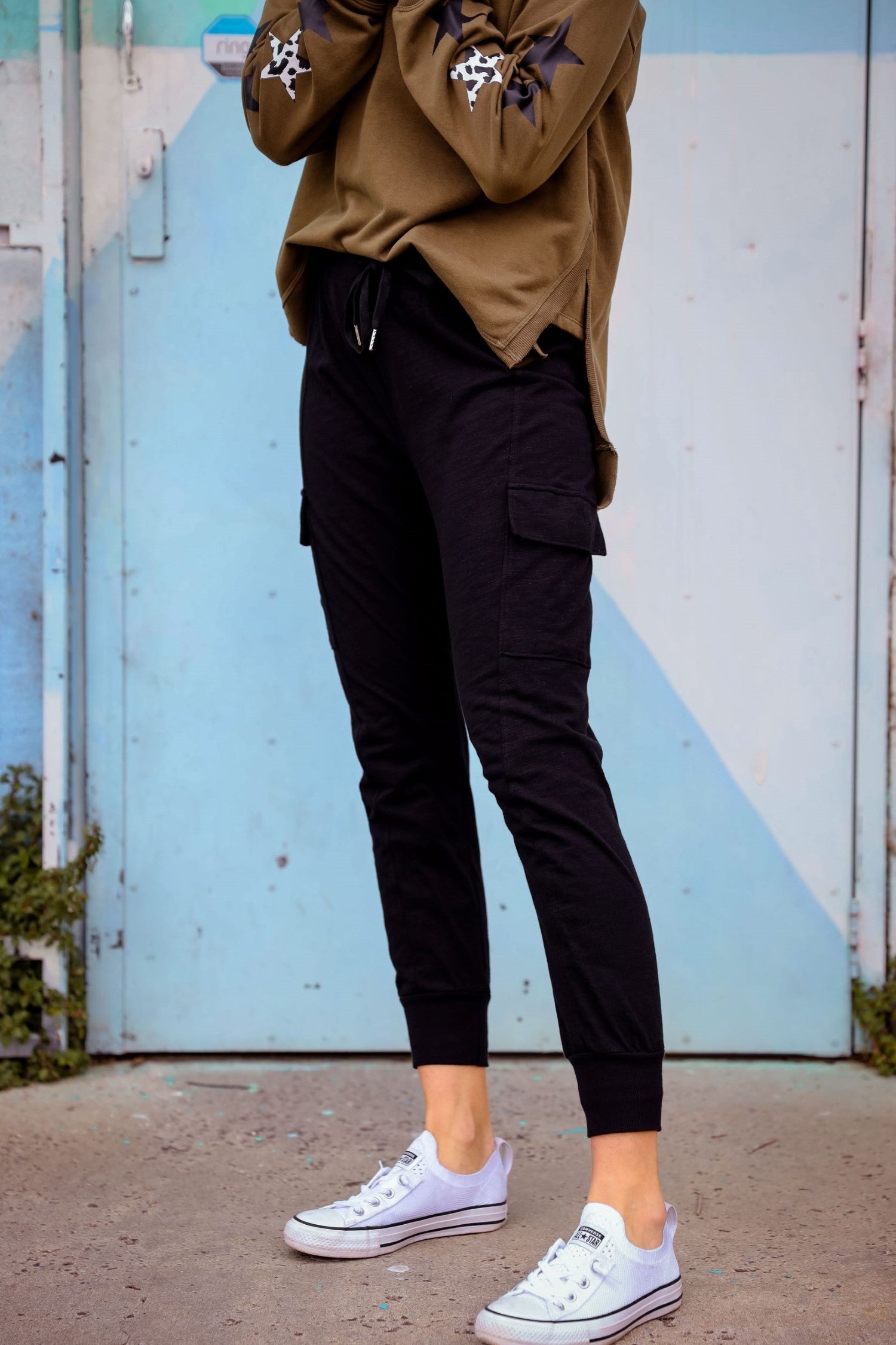 black cargo pants #color_black