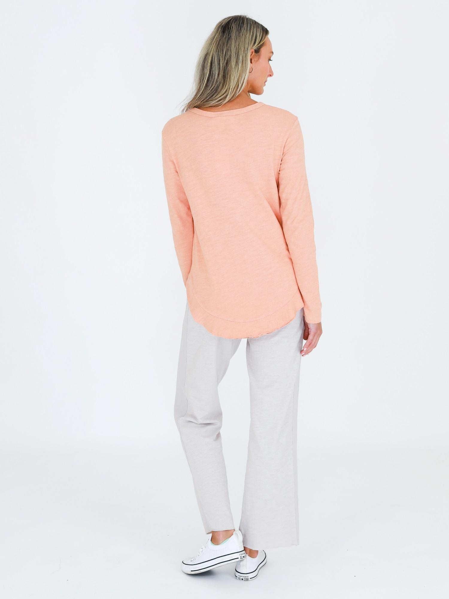 long sleeve tshirt #color_apricot